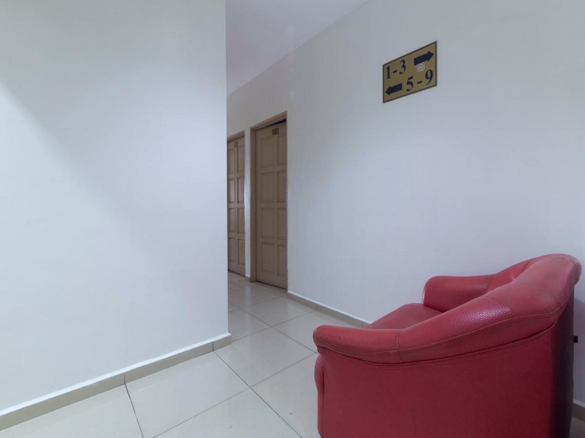 נילאי Oyo 44072 Mines Cempaka Hotel מראה חיצוני תמונה